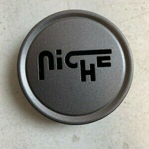 FLAT NICHE 3"O-RING CAP-GL-BLK/SLVR LOGO