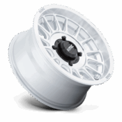 KMC-KS138-15X7-4LUG-ET10-SILVER-W-MACHINED-FACE-A2-png.png-filenameUTF-8KMC-KS138-15X7-4LUG-ET10-SILVER-W-MACHINED-FACE-A2-png.png